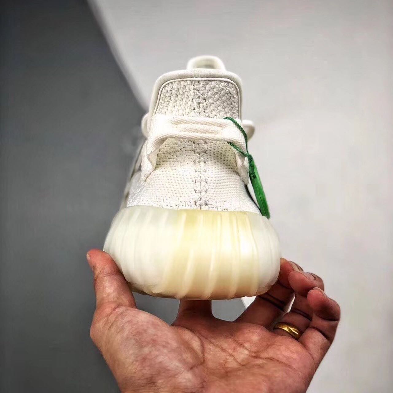 Adidas Yeezy 350 V2 Cream White