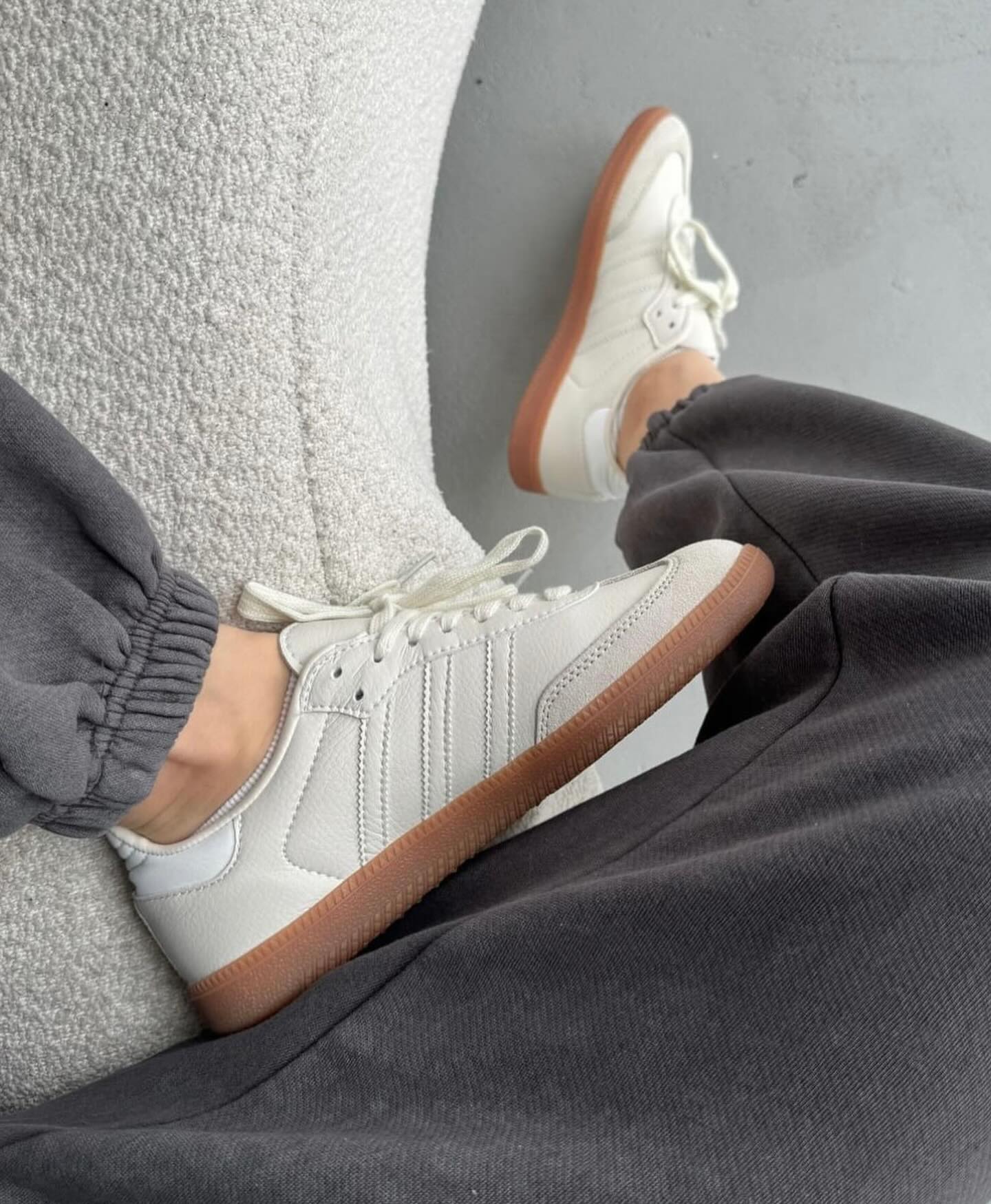 Adidas Samba OG Aluminium Gum