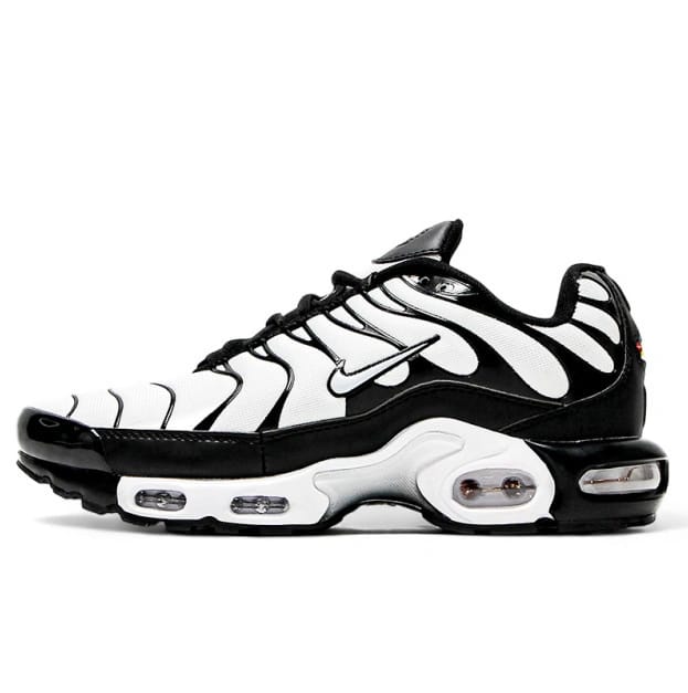 Nike Air Max Plus Essential Panda