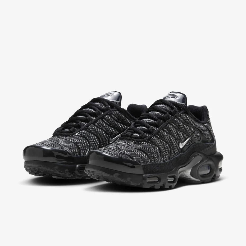 Nike Air Max Plus Black Metallic Silver