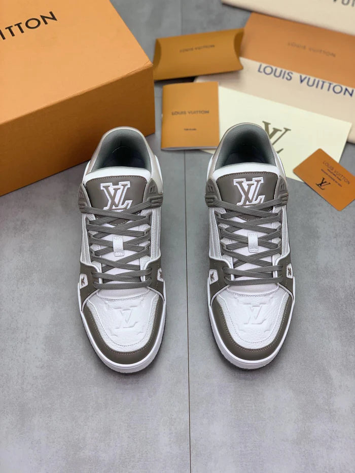 LOUIS VUITTON TRAINER GREY WHITE