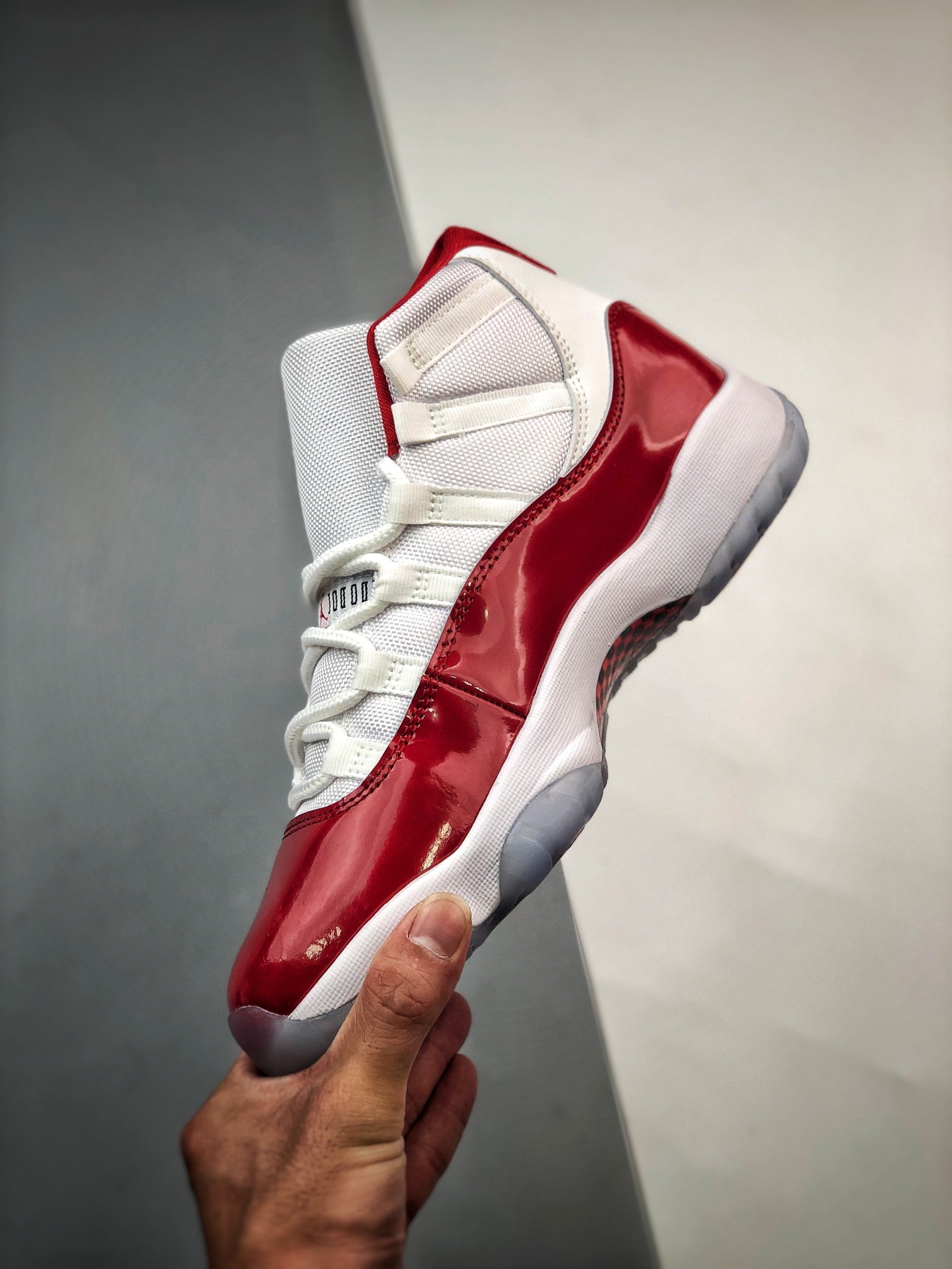 Nike Air Jordan 11 Cherry White Varsity Red Black