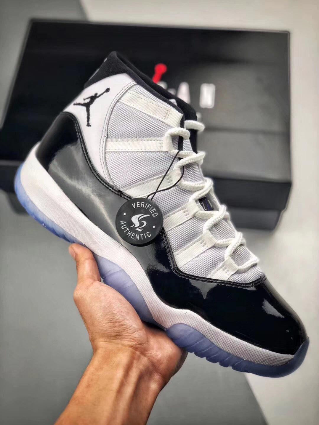 Nike Air Jordan 11 Concord White Black Dark Concord