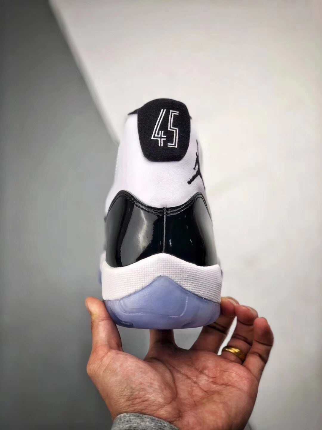 Nike Air Jordan 11 Concord White Black Dark Concord