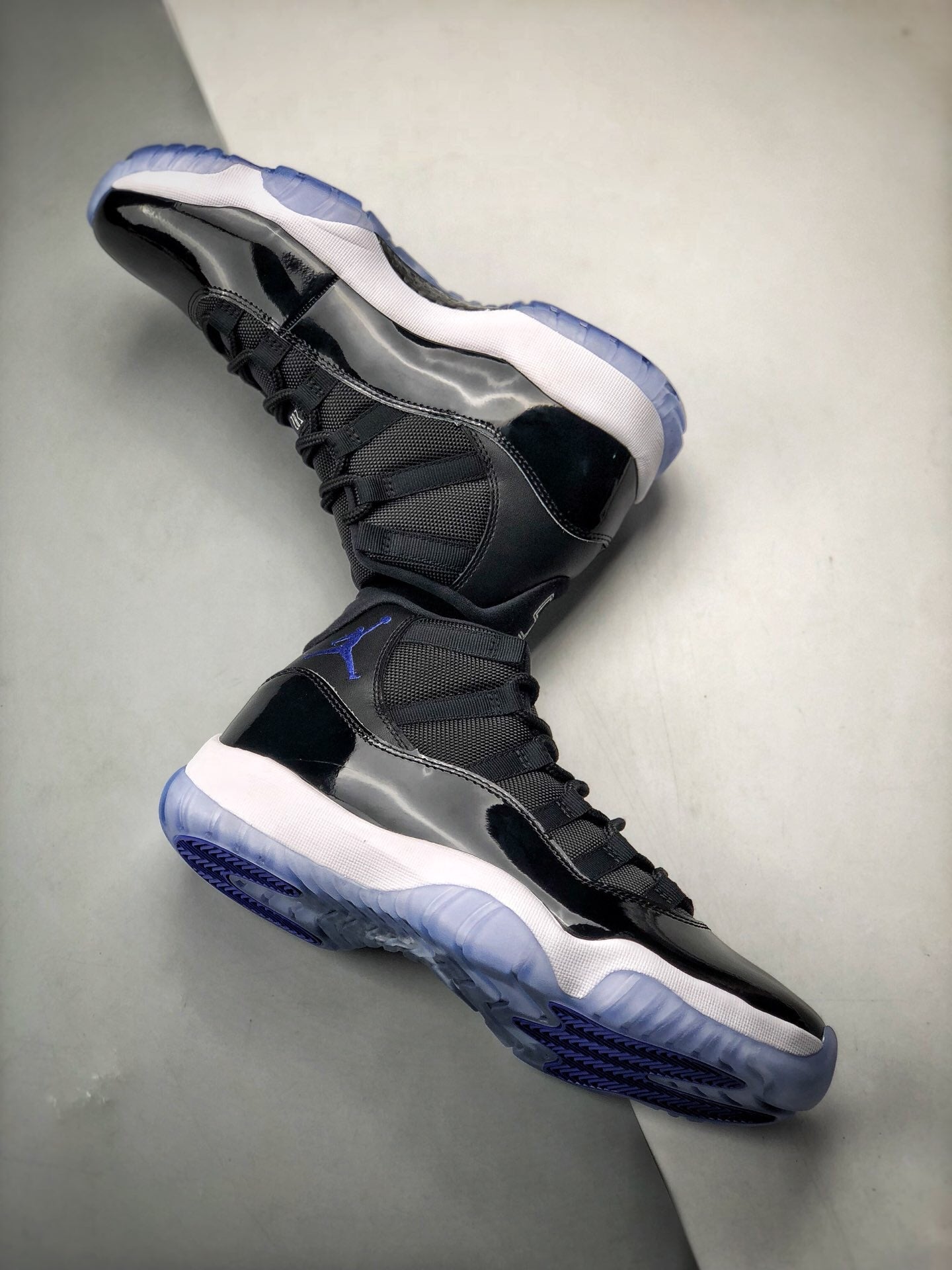 Nike Air Jordan 11 Retro Space Jam