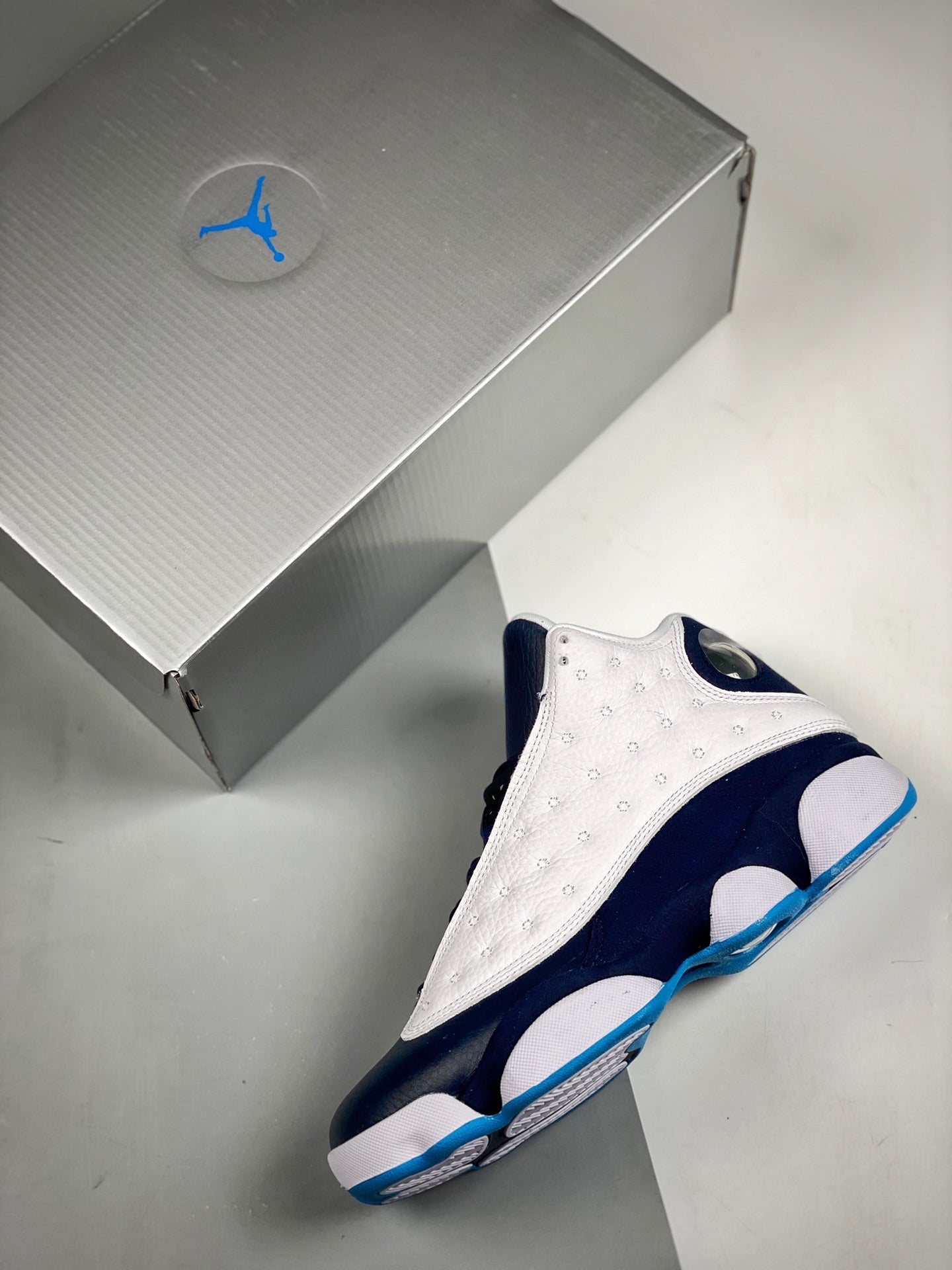 Nike Air Jordan 13 White Obsidian Dark Powder Blue