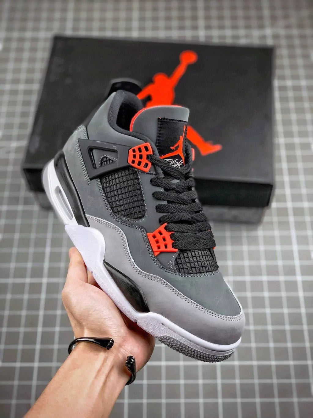 Nike Air Jordan 4 Retro Infrared