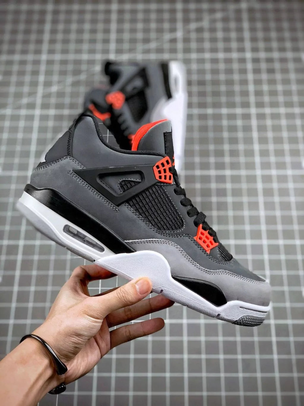 Nike Air Jordan 4 Retro Infrared