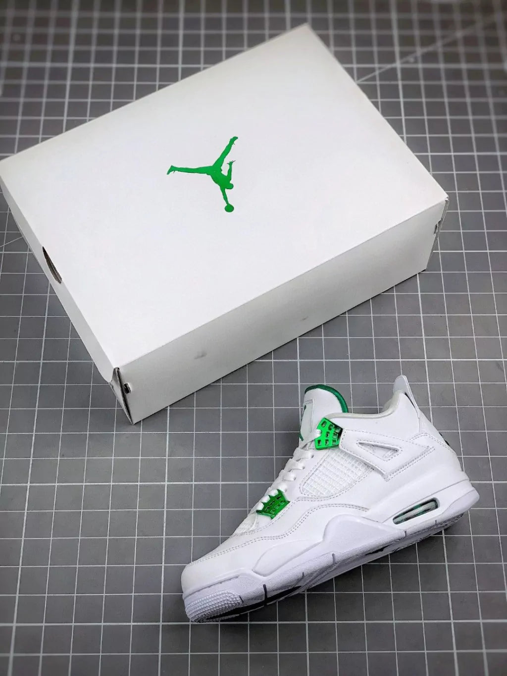 Nike Air Jordan 4 Retro Green Metallic