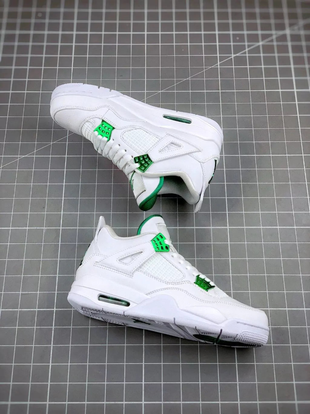 Nike Air Jordan 4 Retro Green Metallic