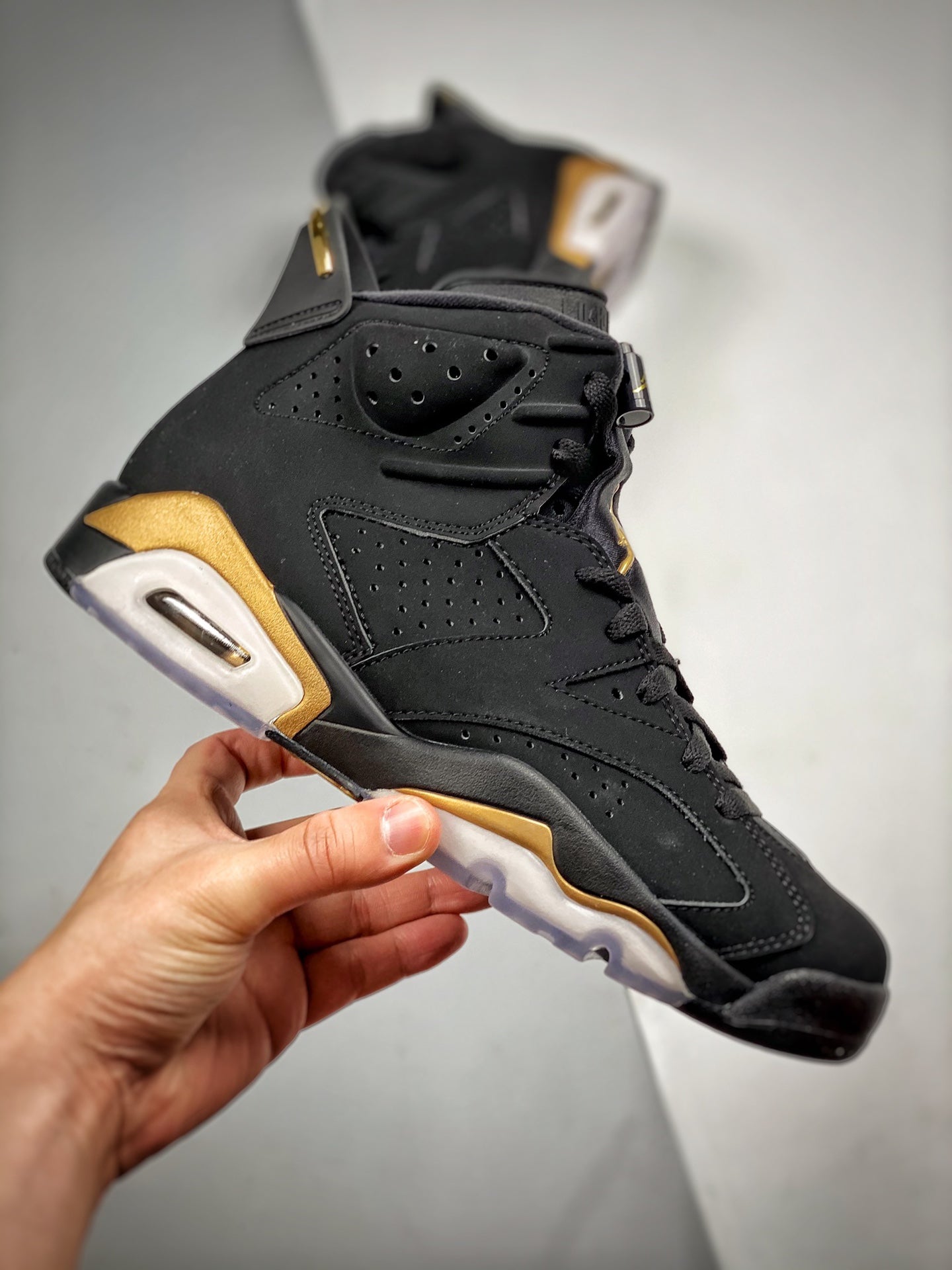 Nike Air Jordan 6 DMP Black Metallic Gold