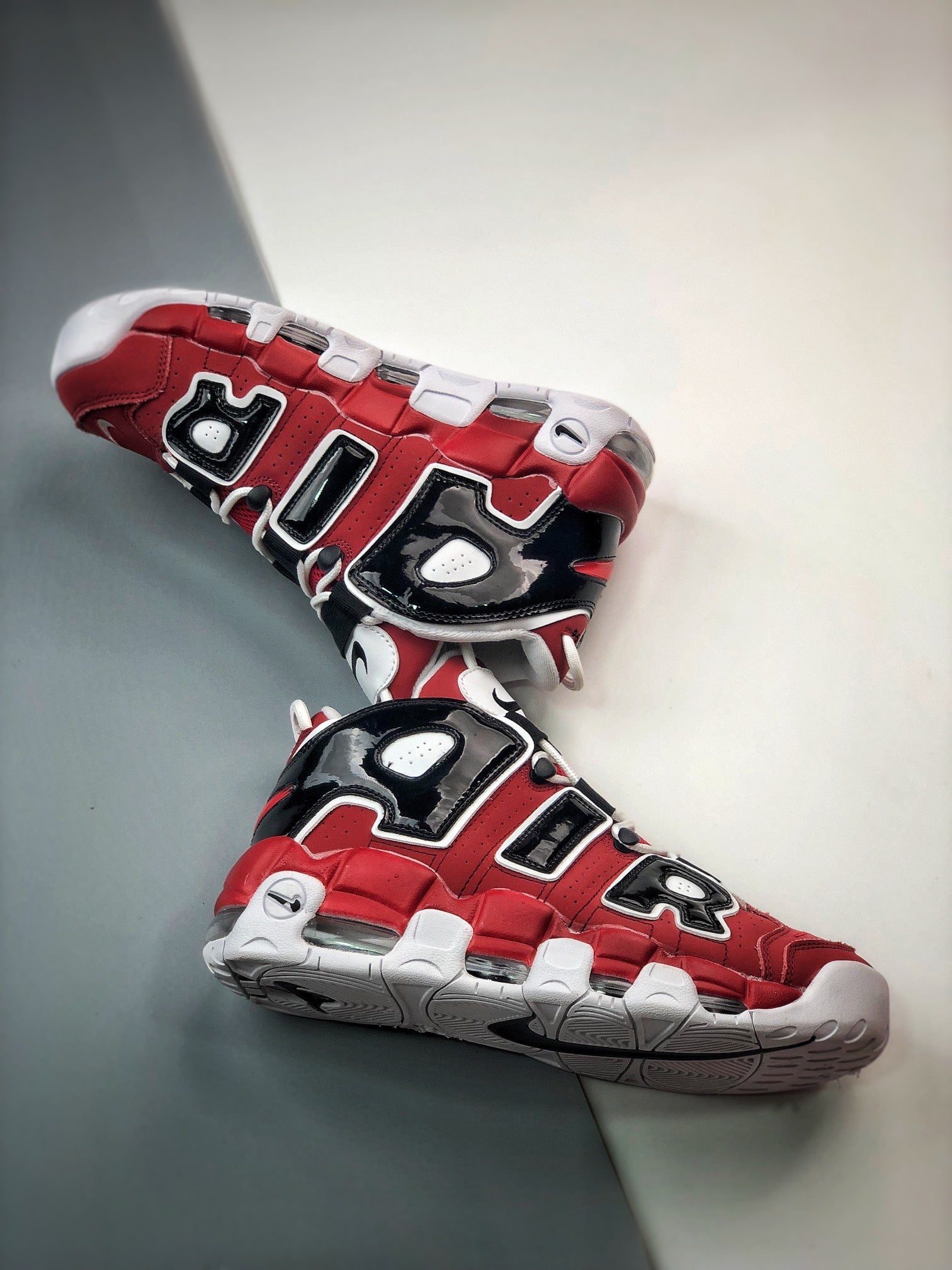 Nike Air More Uptempo Bulls Varsity Red White Black