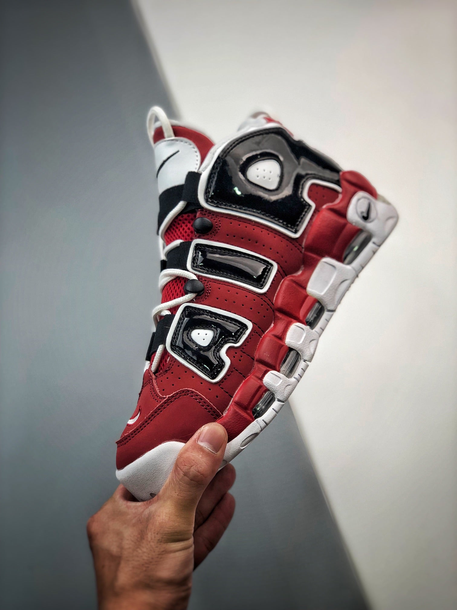 Nike Air More Uptempo Bulls Varsity Red White Black