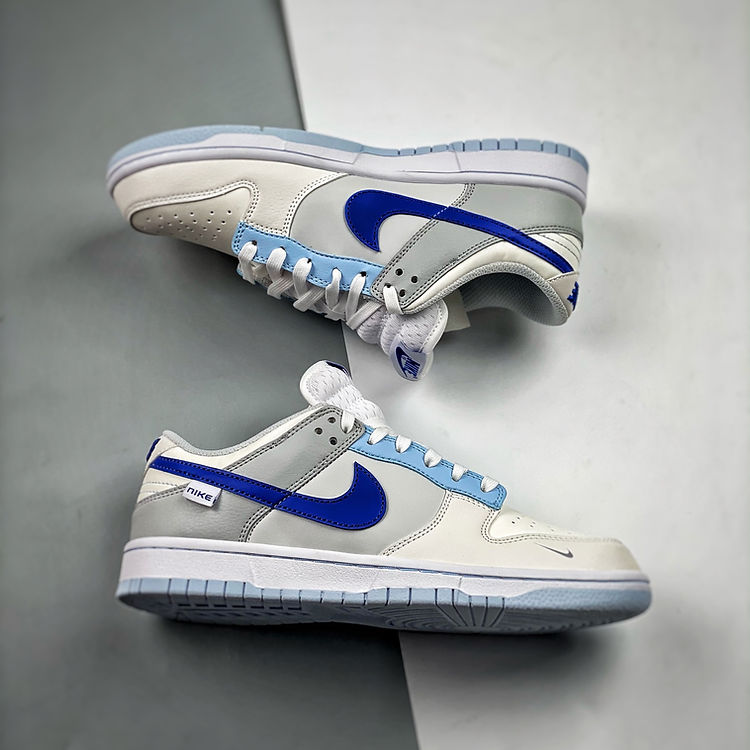 Nike Dunk Low Ivory Hyper Royal