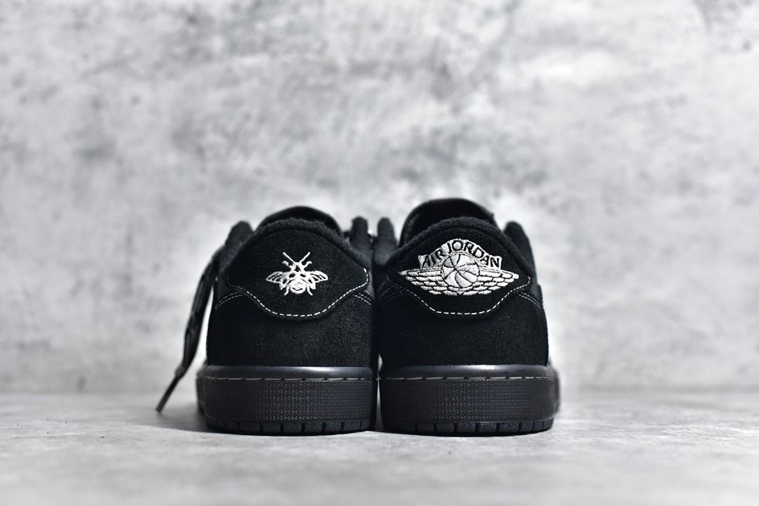 Travis Scott x Air Jordan 1 Low OG Black Phantom