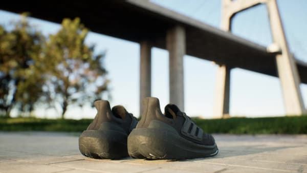 Adidas Ultraboost Light Black