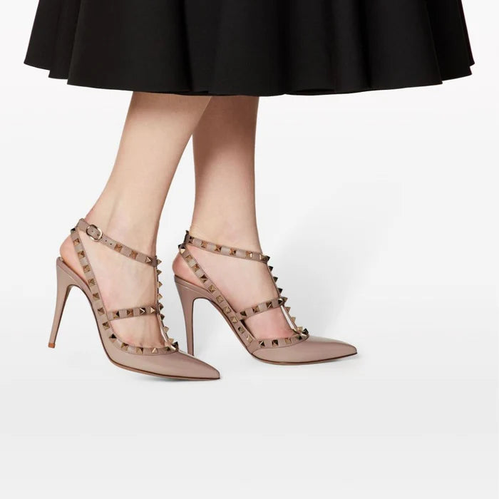 Valentino Garavani Rockstud Beige Pumps